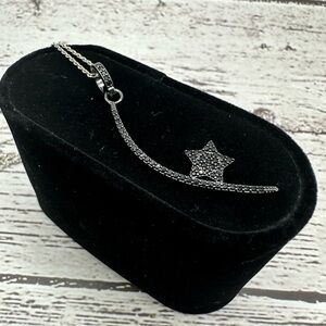 Elegant Silver Star Necklace